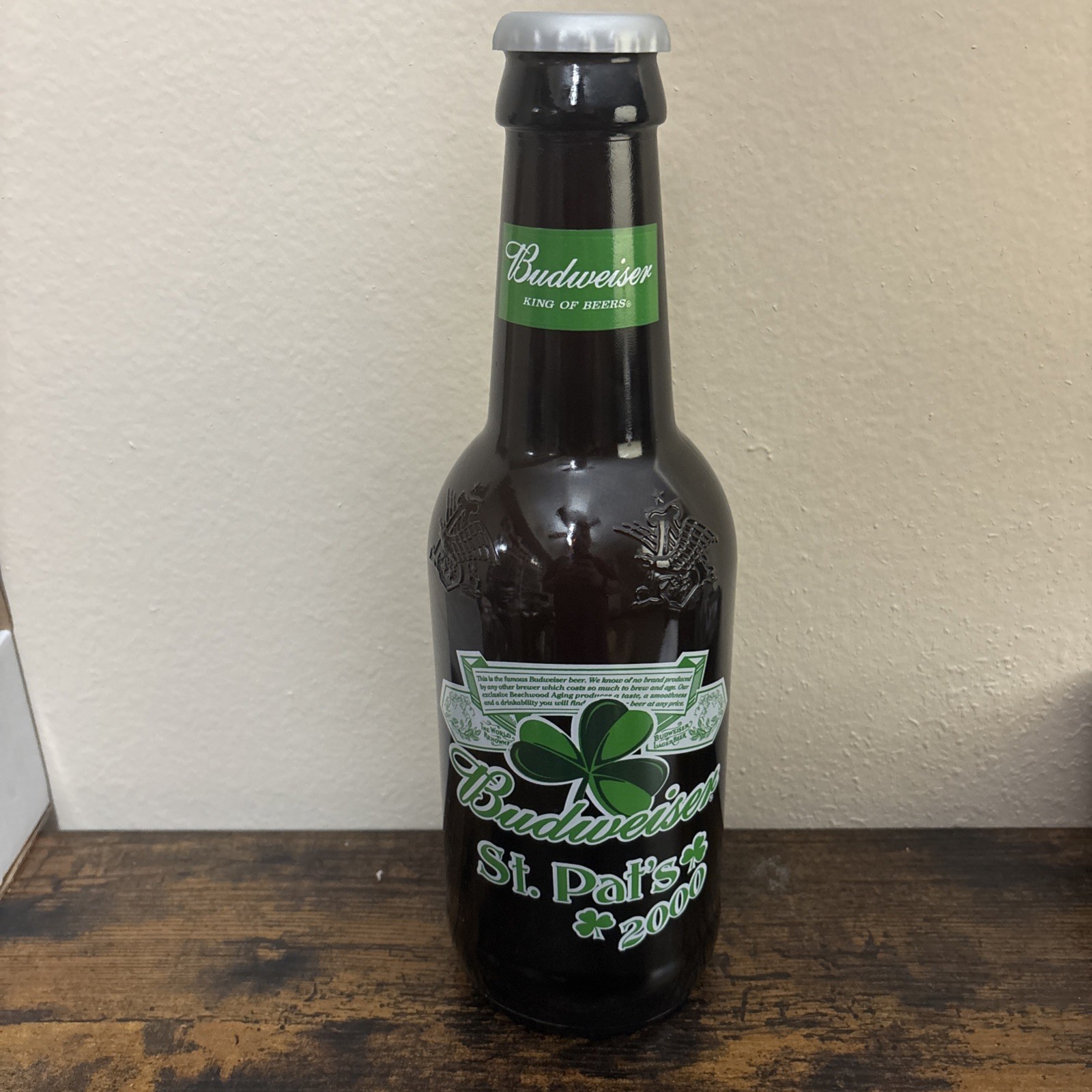 Budweiser ST. PAT\'S 2000 King Pitcher 15\
