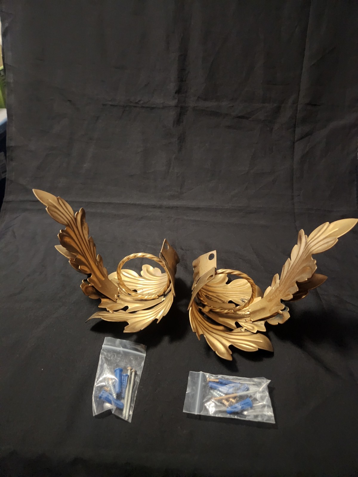 Vintage Gold Tone Curtain Tiebacks Acanthus Leaf Hollywood Regency