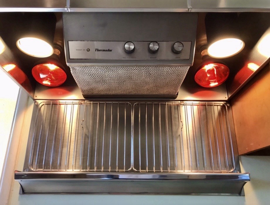 RARE 1960s Thermador Trade-Wind 30” Range Hood