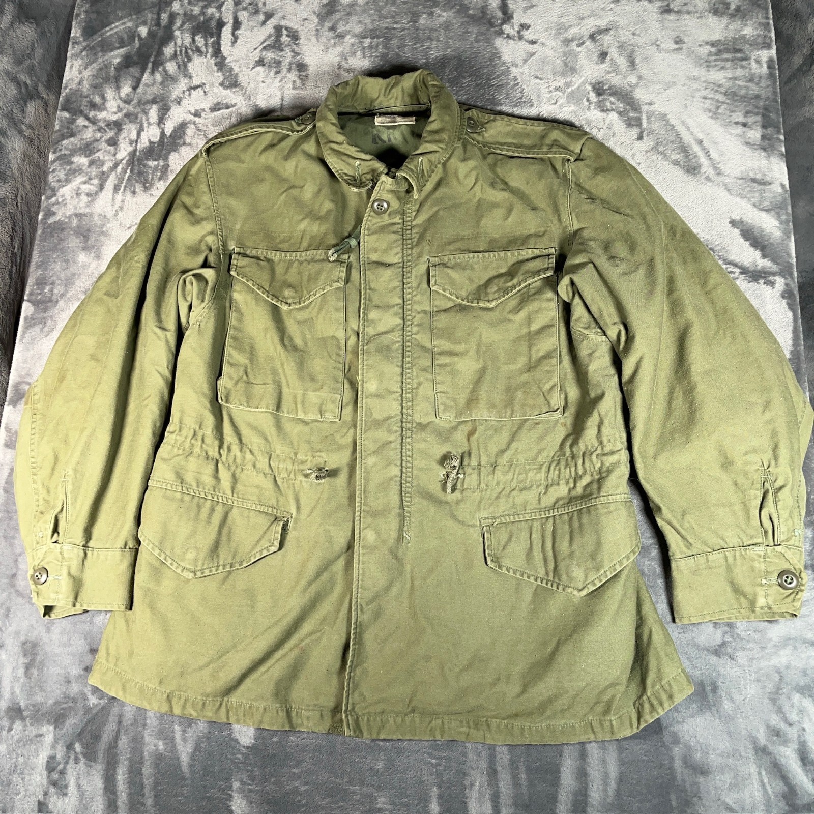 Vintage OG-107 Field Jacket Mens Short Medium Olive Green Military Vietnam USA