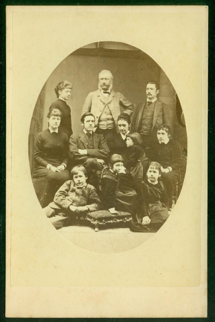 S11, 307-04, 1880s, Cabinet Card, Family Portrait; William Shephard, Lyme Regis