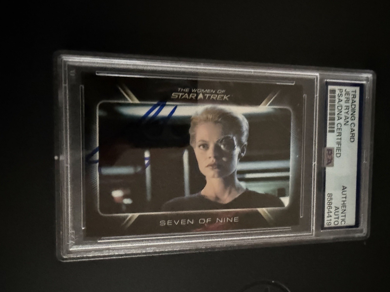 2010 Rittenhouse the Women of Star Trek Jeri Ryan PSA Authentic Auto