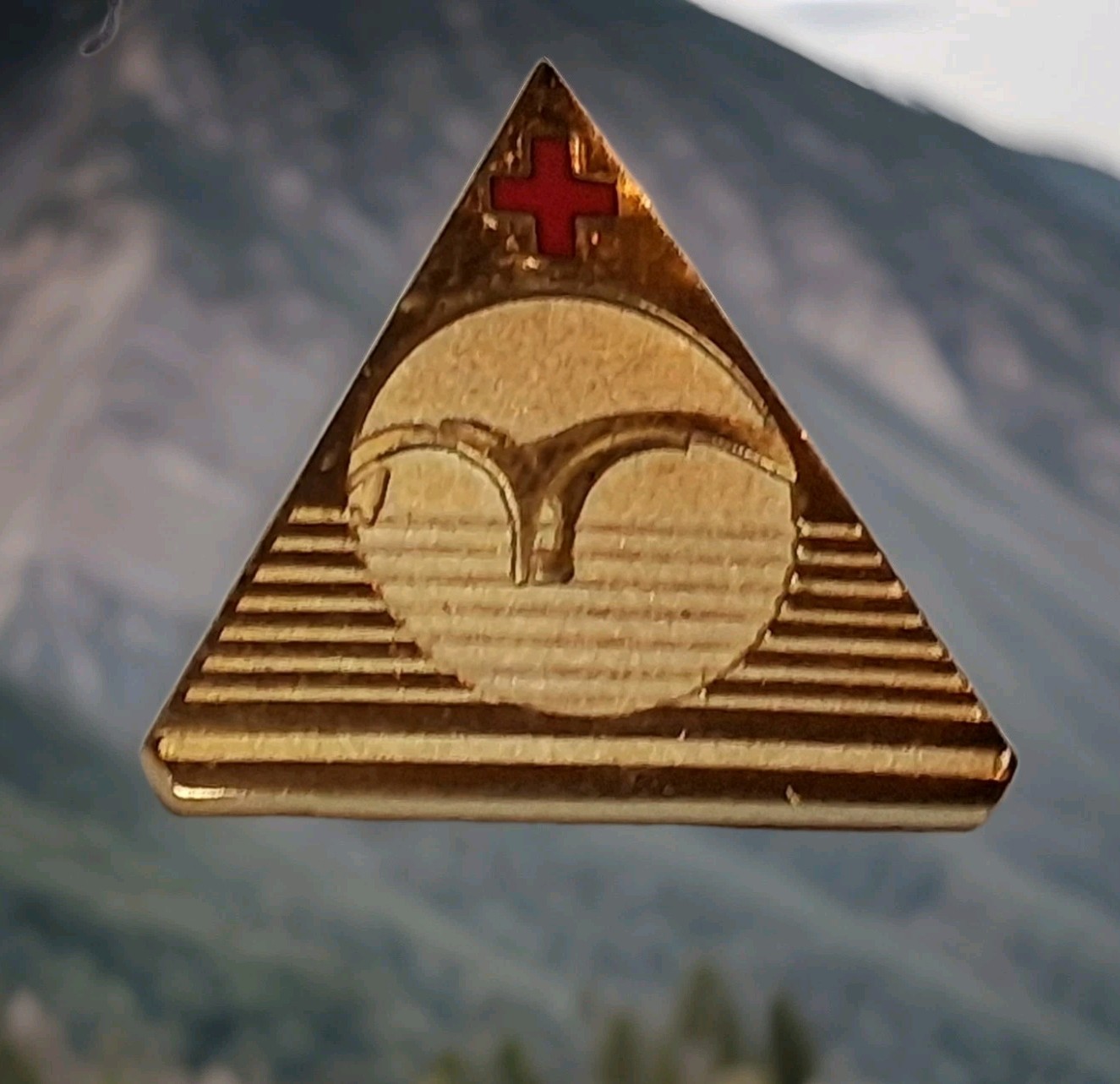 1980's Unique Memphis Tenn RED CROSS HAT LAPEL Pin Pyramid Estate Enamel B3