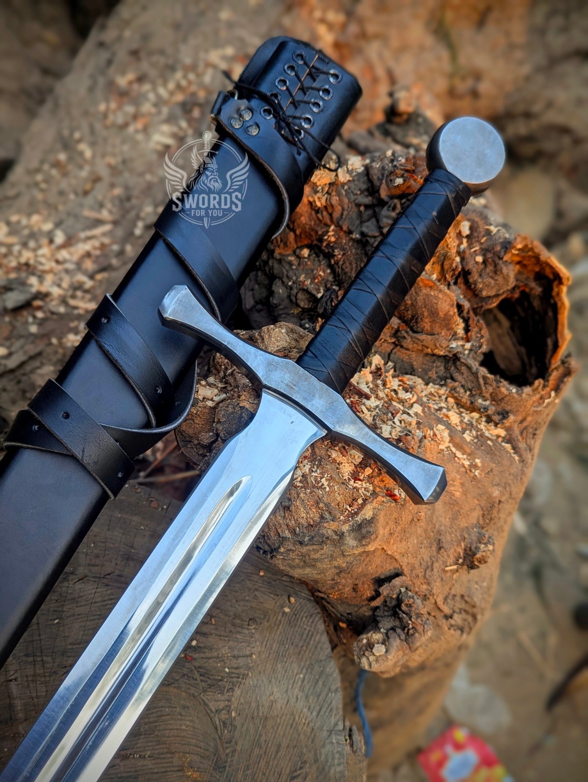 handmade functional medieval sword Knight Sword Replica with scabbard
