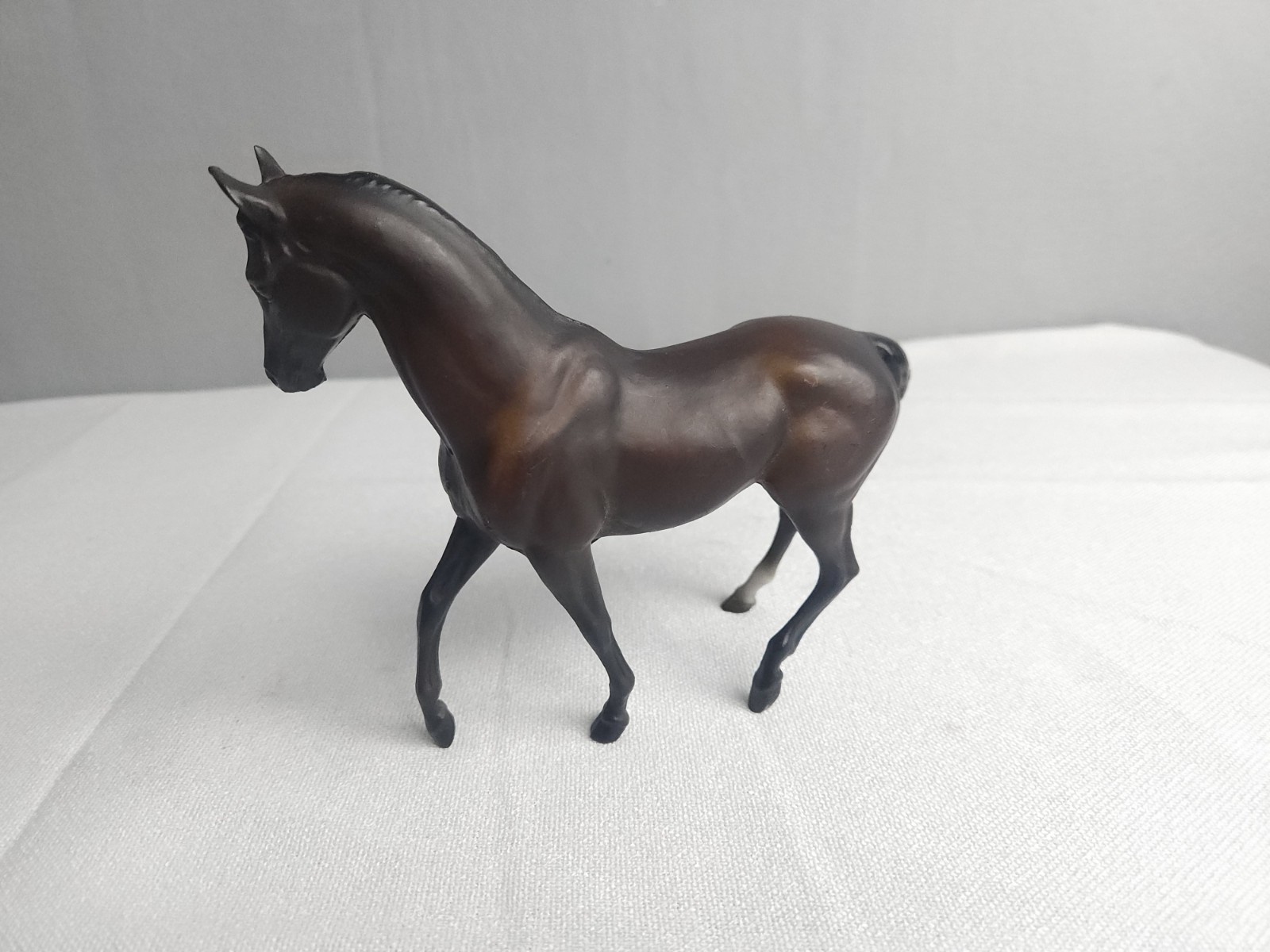 Breyer Classic Kelso Thoroughbred #601 Dark Brown Bay One white sock 1975-1990