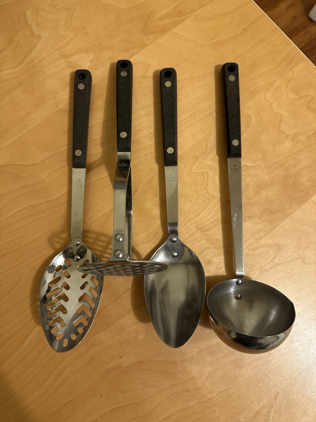 Set of 4 Vtg EKCO & FLINT ARROWHEAD Stainless Kitchen Utensils Black Handles Set of 4 Vtg EKCO & FLINT ARROWHEAD Stainless Kitchen Utensils Black Handles