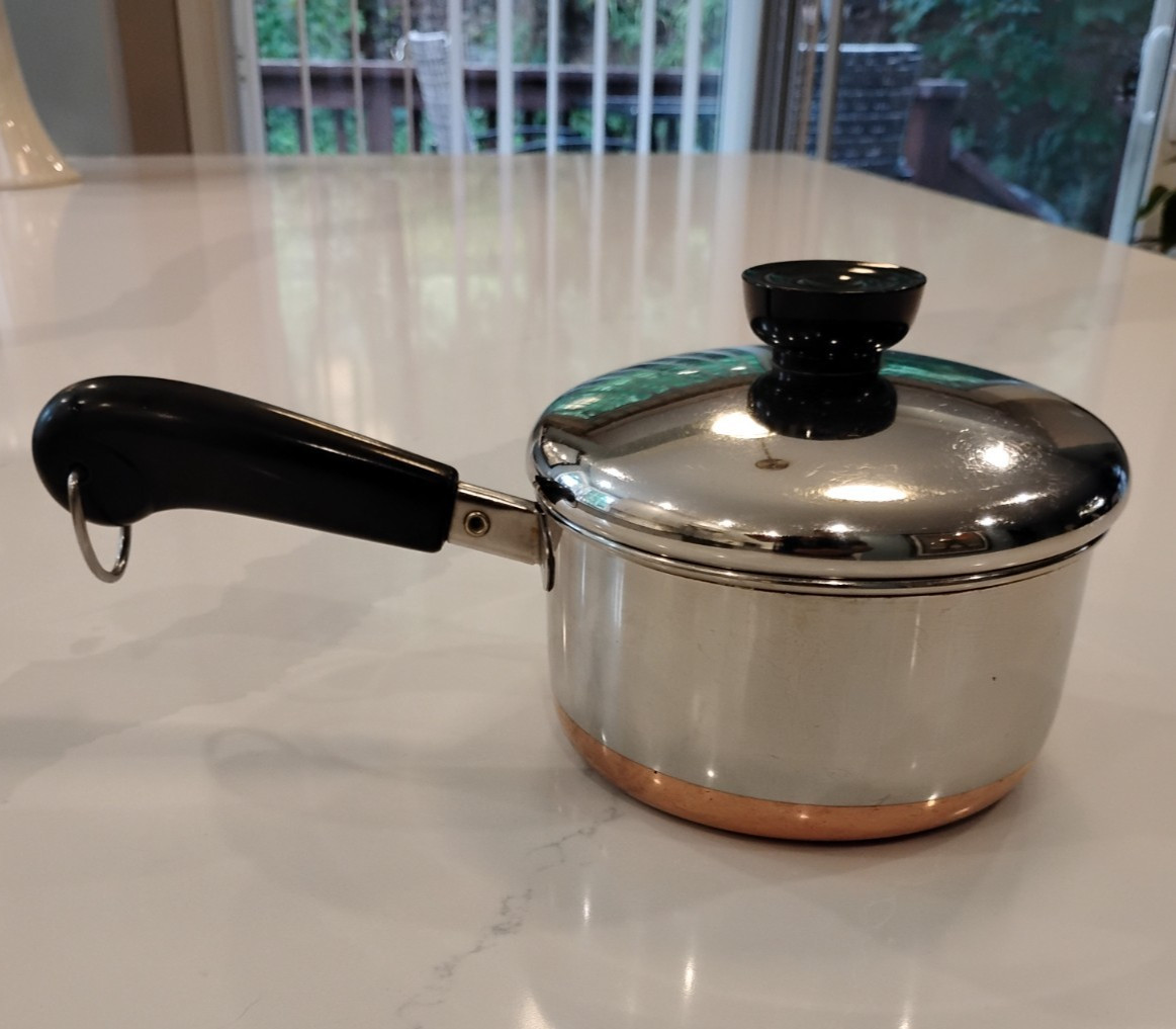 VTG 1801 Revere Ware 1 QT Sauce Pan Pot Copper Clad Bottom w/Lid Rome NY USA VTG 1801 Revere Ware 1 QT Sauce Pan Pot Copper Clad Bottom w/Lid Rome NY USA