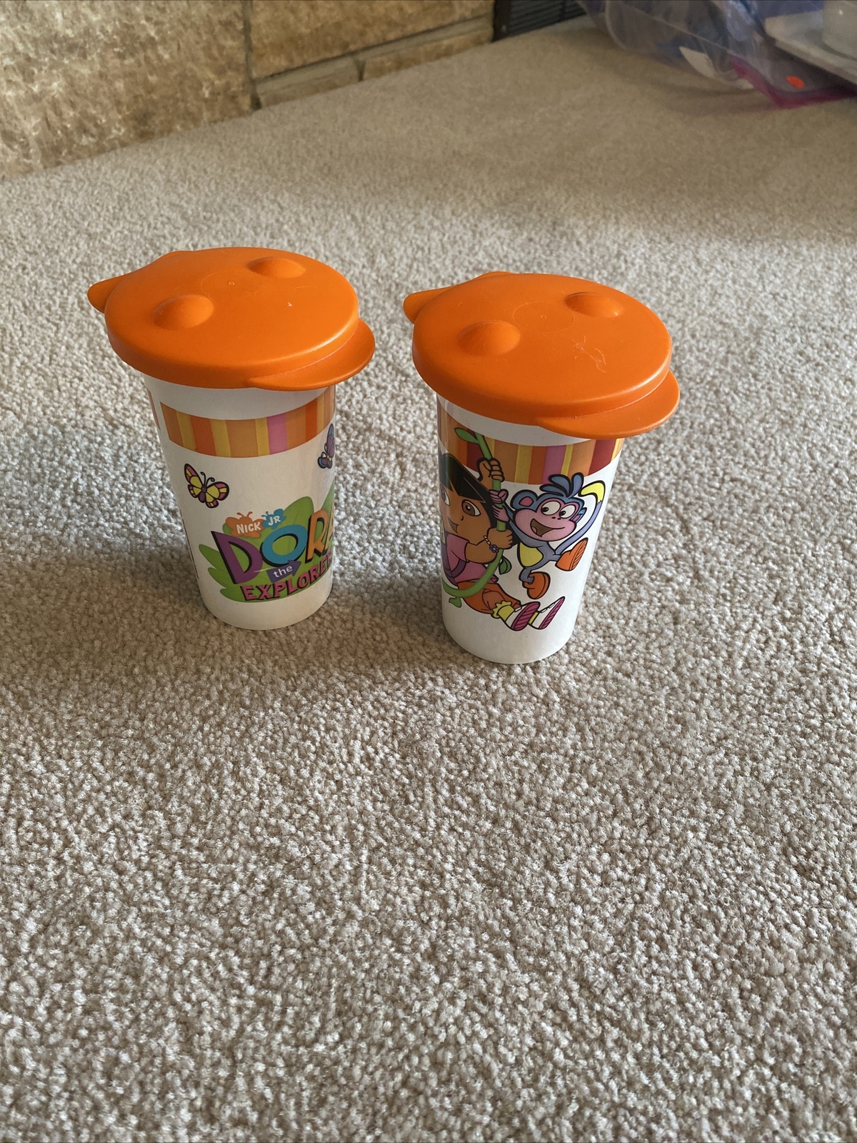 Tupperware Dora The Explorer 10 oz Cups w/ Orange Travel Seals Set Of 2