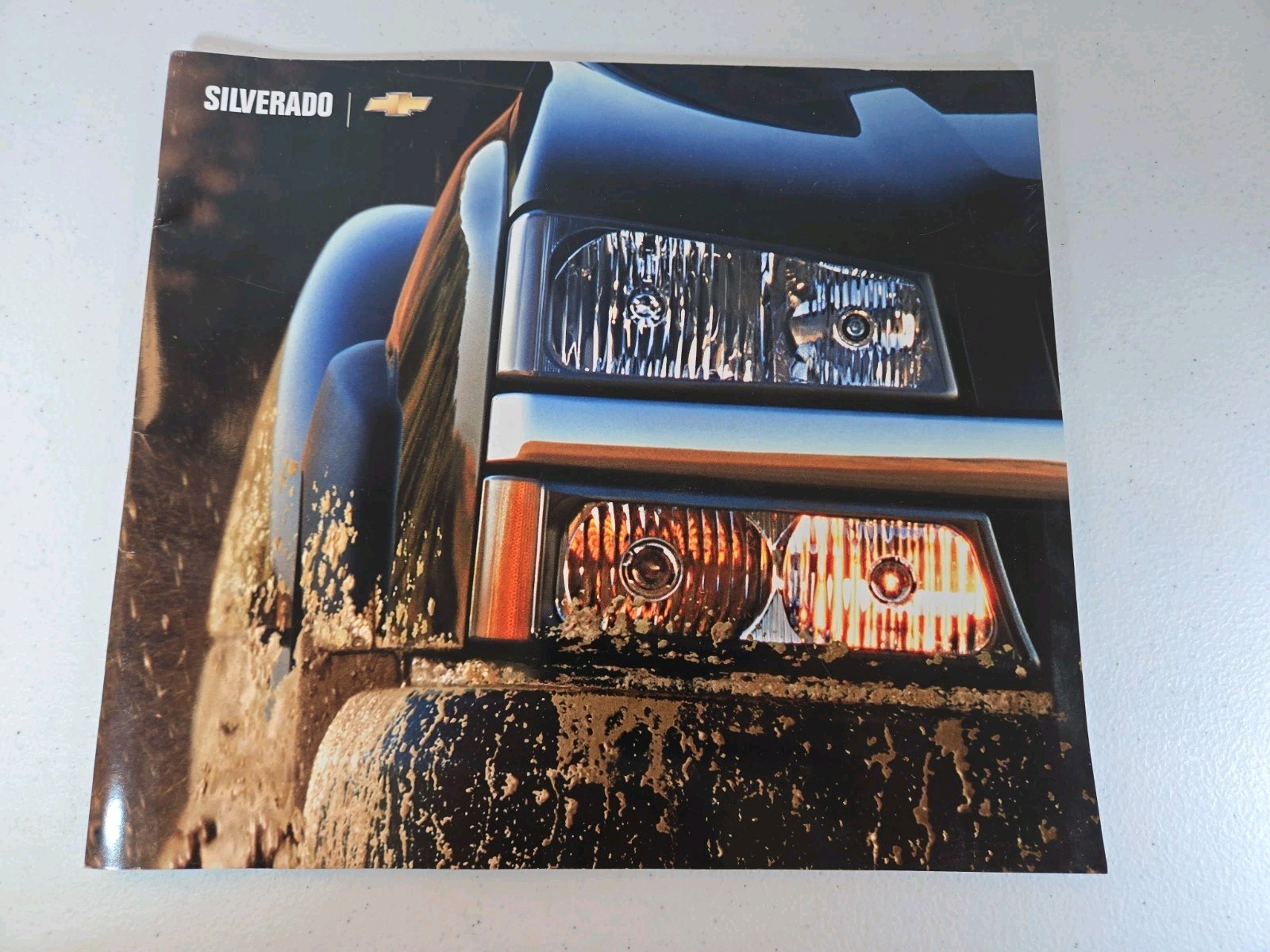 Original 2004 Chevrolet Silverado Truck Deluxe Sales Brochure with CD 