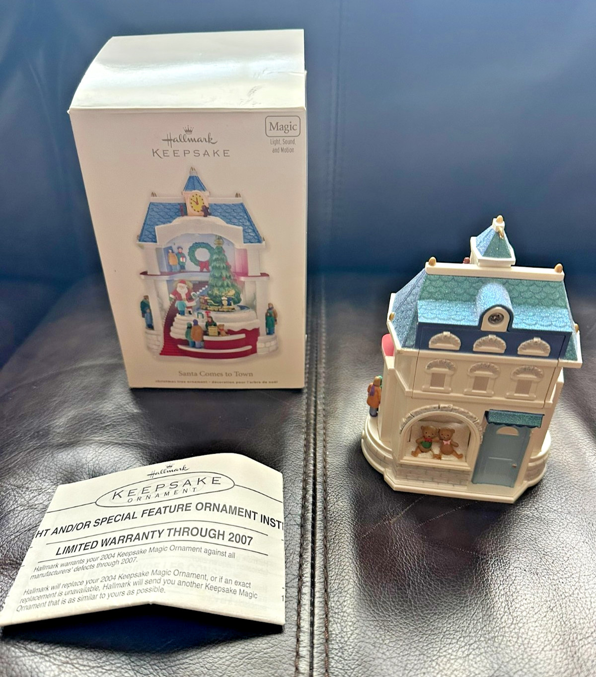 2011 Hallmark Keepsake Santa Comes to Town Magic Ornament Light Sound Motion 2011 Hallmark Keepsake Santa Comes to Town Magic Ornament Light Sound Motion