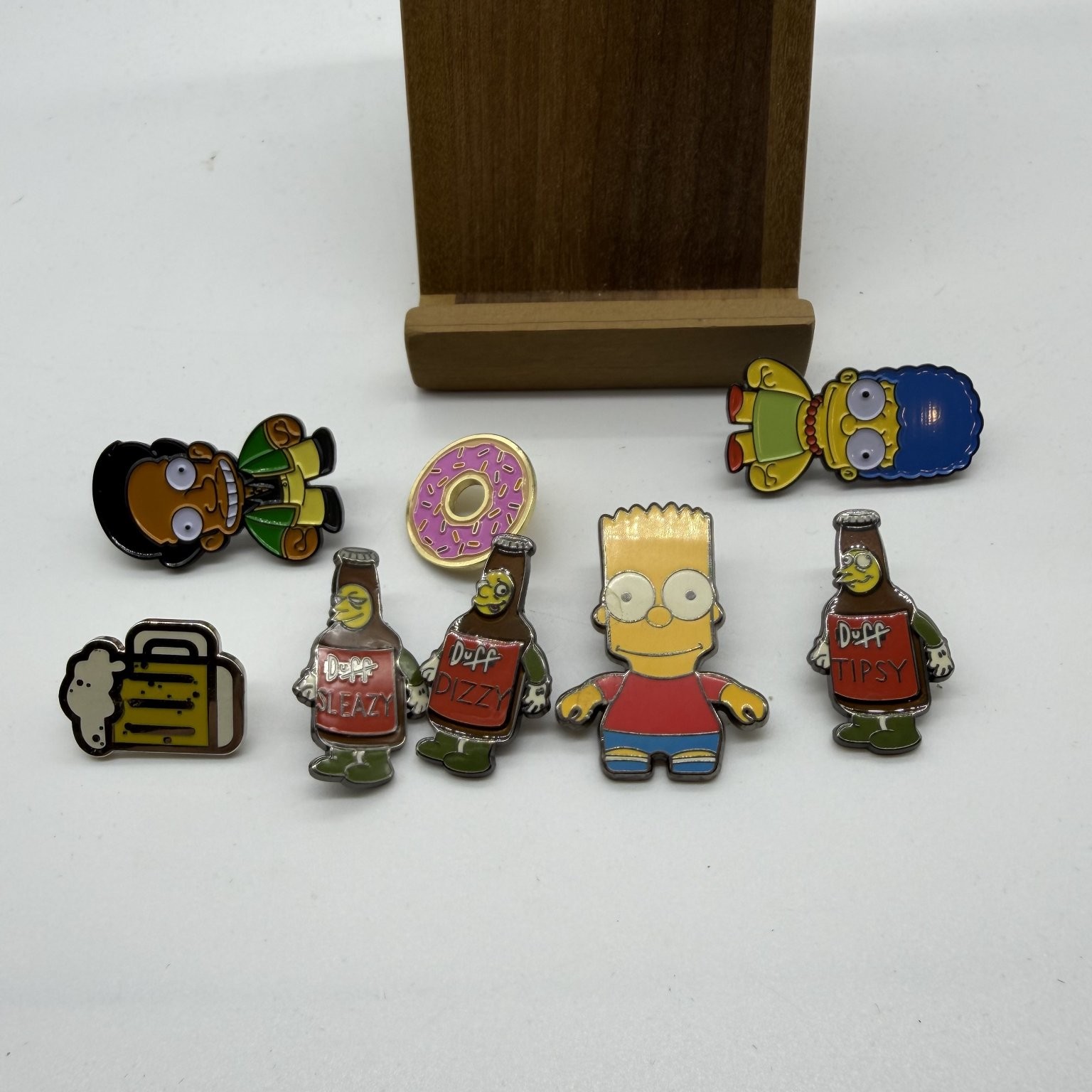 The Simpsons Pin Lot of 8 Universal Studios Bart Marge Apu Duff Beer Donut