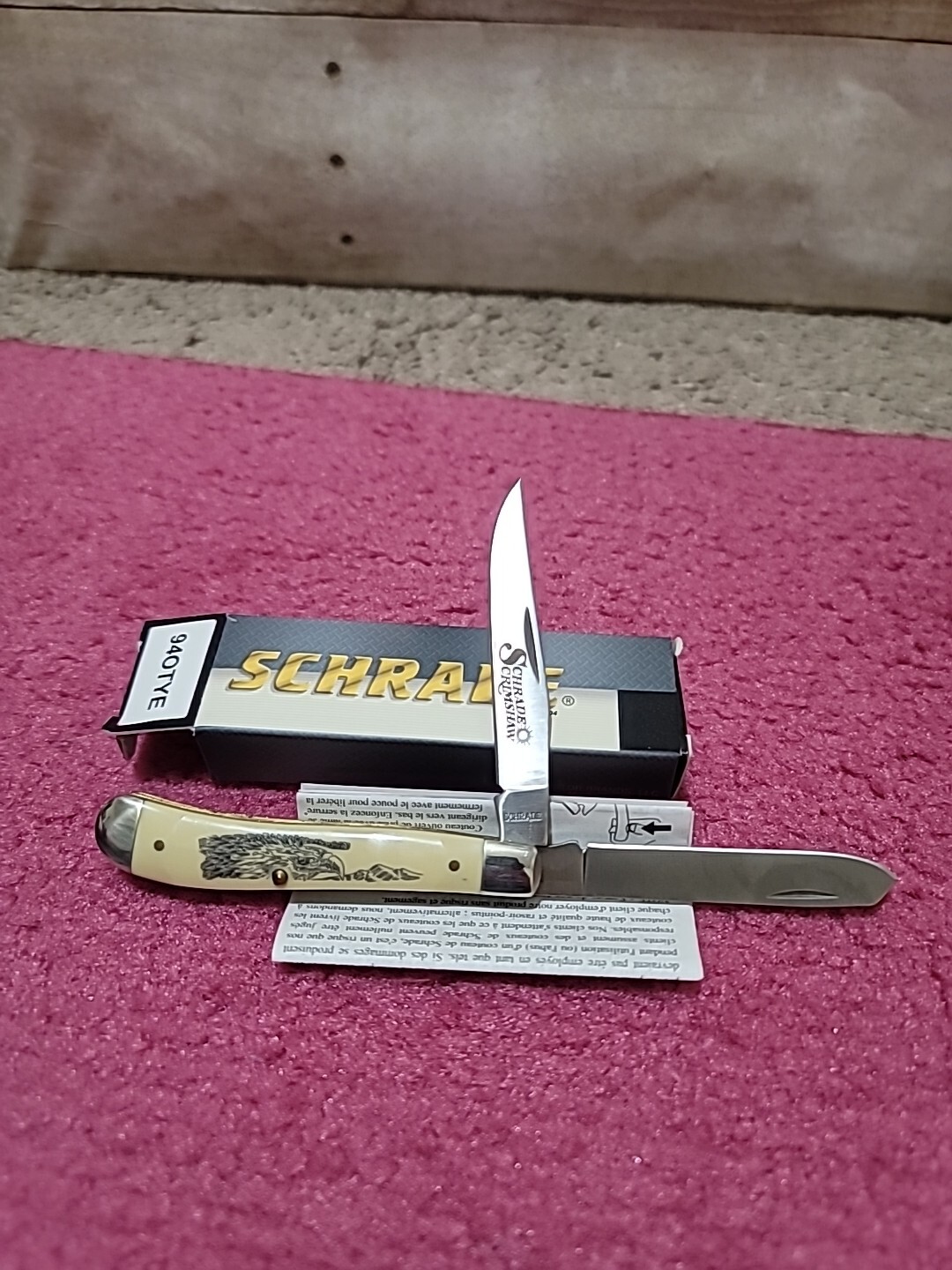Schrade Scrimshaw 94OTYE New In Box