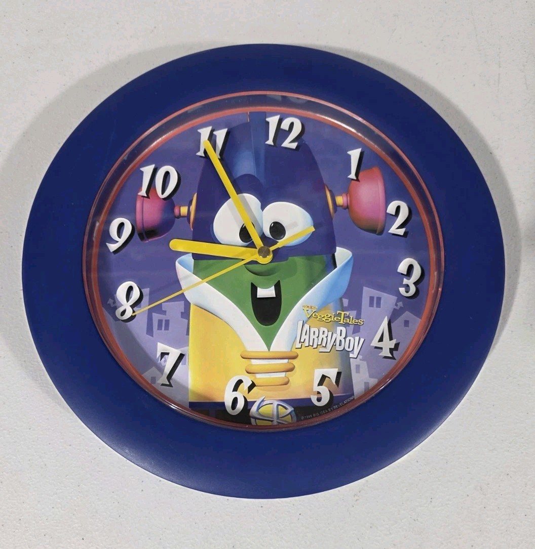 1999 VeggieTales LarryBoy Wall Clock 10\