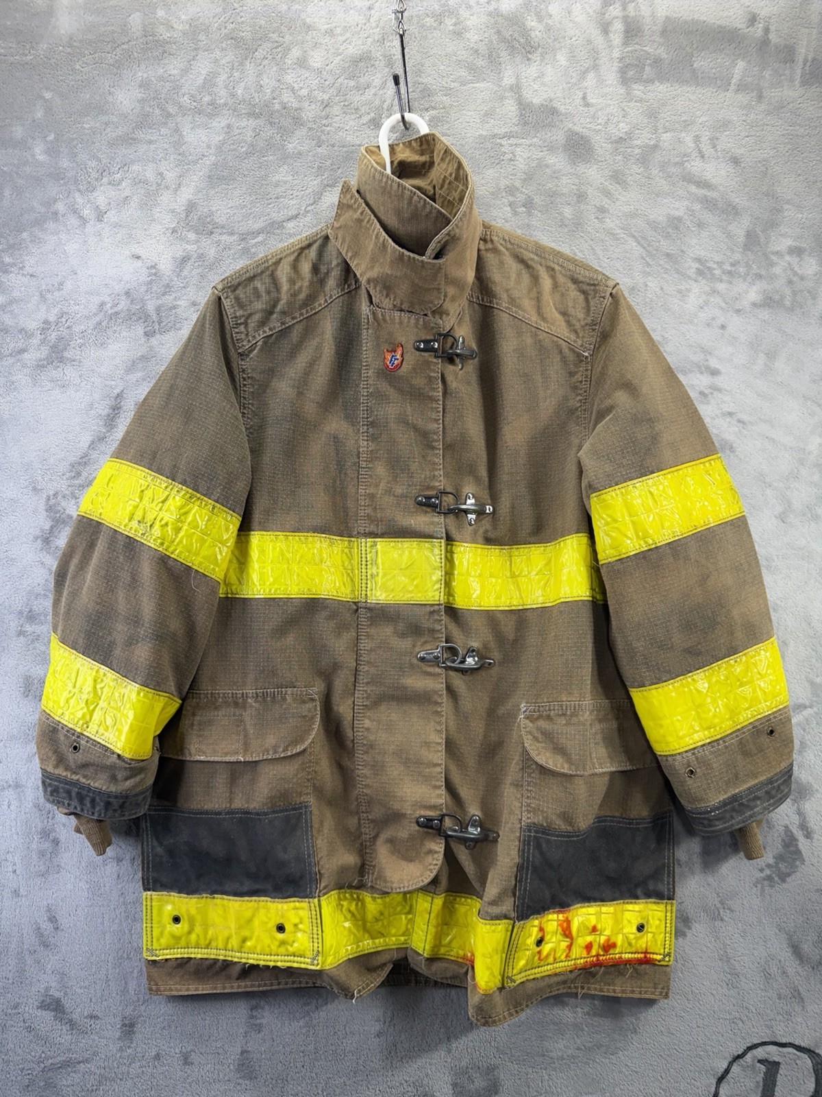 VTG Cairns Traditional Turnout Gear Medium Bunker Coat Jacket Fire Fighter 90s