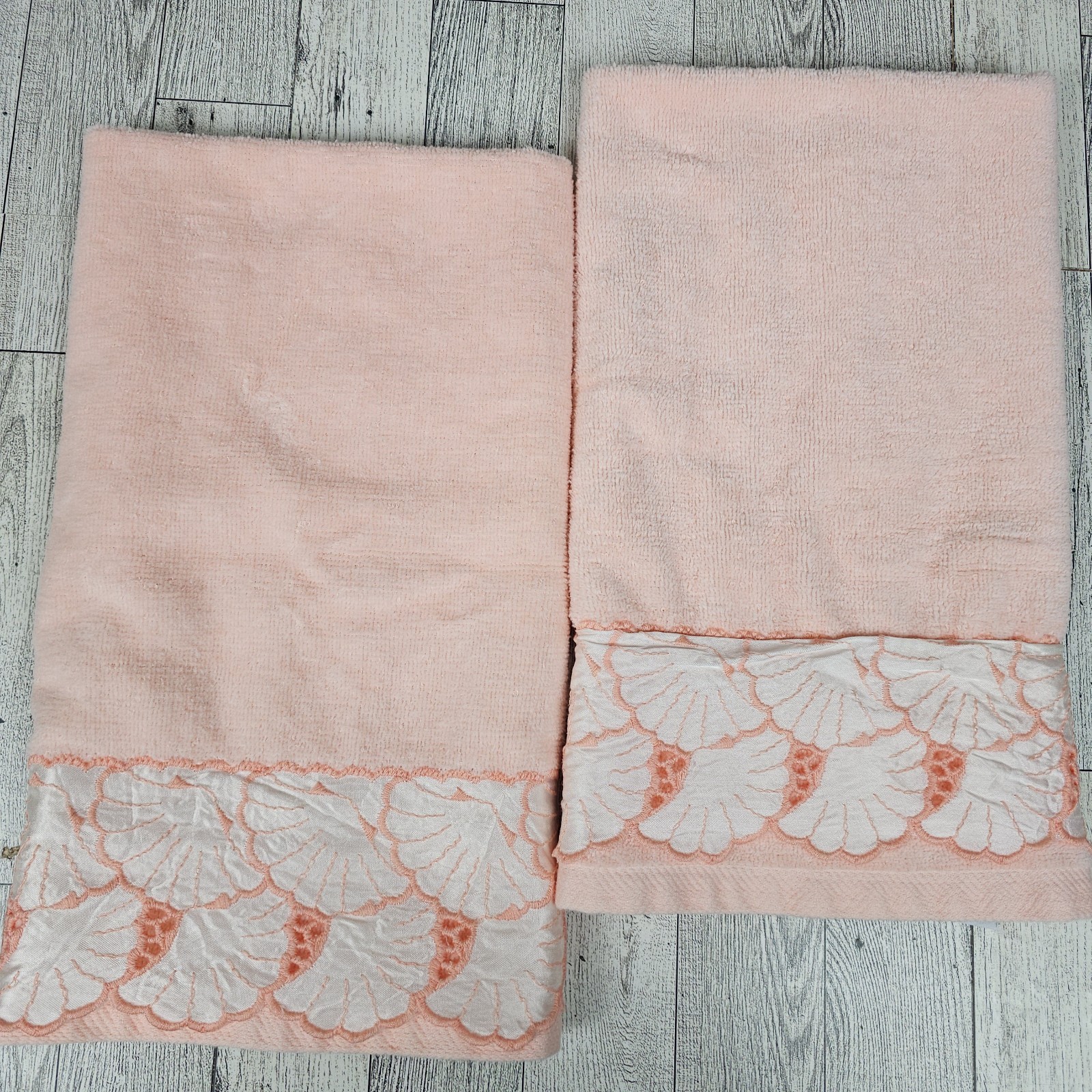 Vtg J Abouchar & Sons After Bath Luxury Pink 16\