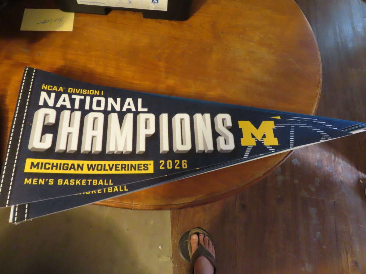 2026 NCAA National Champions Michigan Basketball pennant c1