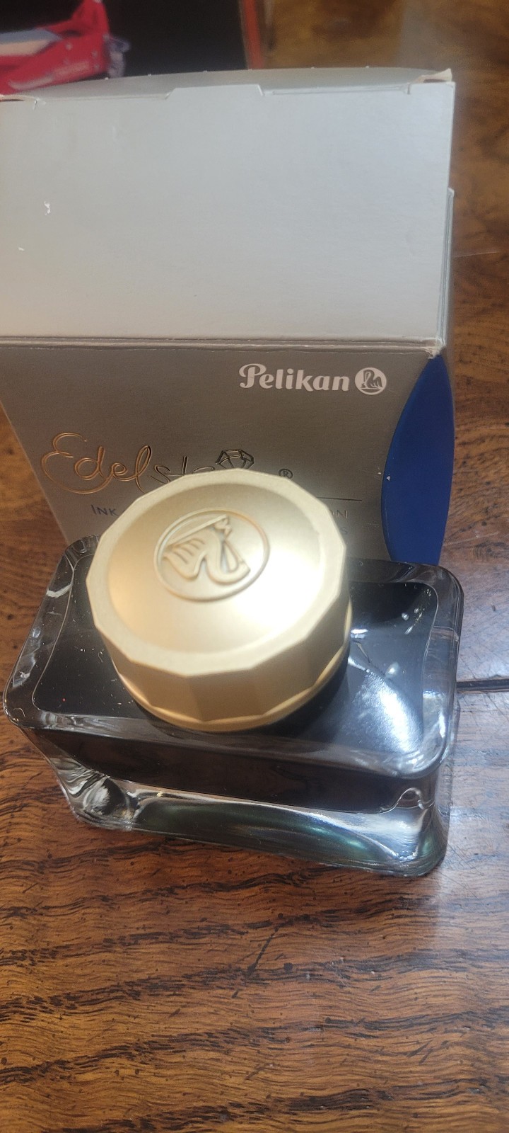 New Pelikan Edelstein Fountain Pen Ink - Golden Lapis (Ink of the Year 2024) New Pelikan Edelstein Fountain Pen Ink - Golden Lapis (Ink of the Year 2024)