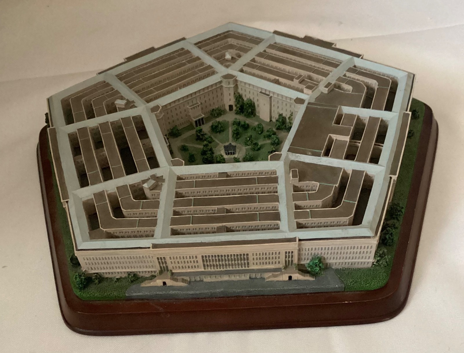 Vintage Danbury Mint \