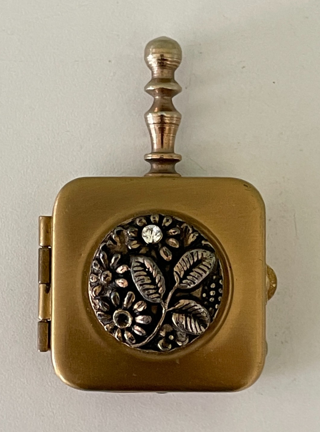 Vintage Silent Butler Miniature Portable Ashtray with Handle