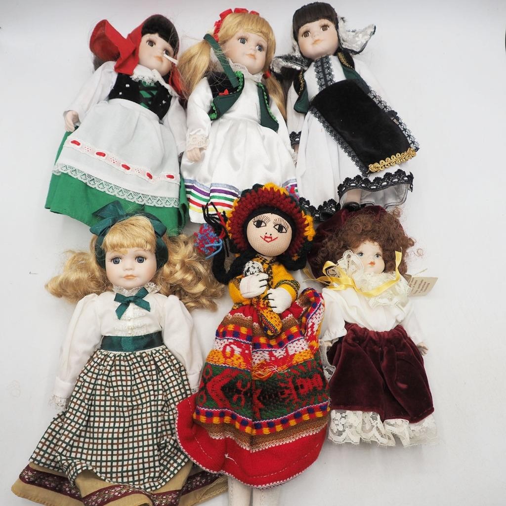 Vintage Lot of 6 Ethnic Doll Various Size Plastic Head