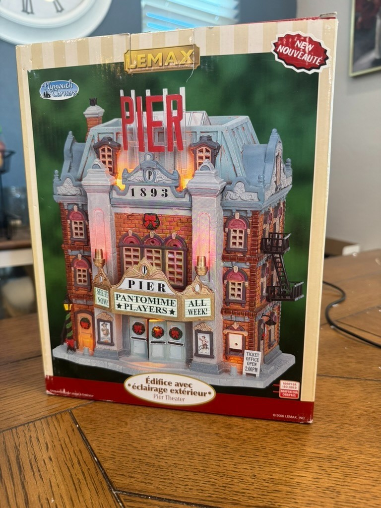 lemax Retired christmas village collection
