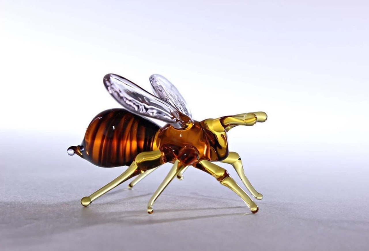 Glass Bee Blown Collectible Figurine honey bee , Animals Glass, Art Glass, Blown