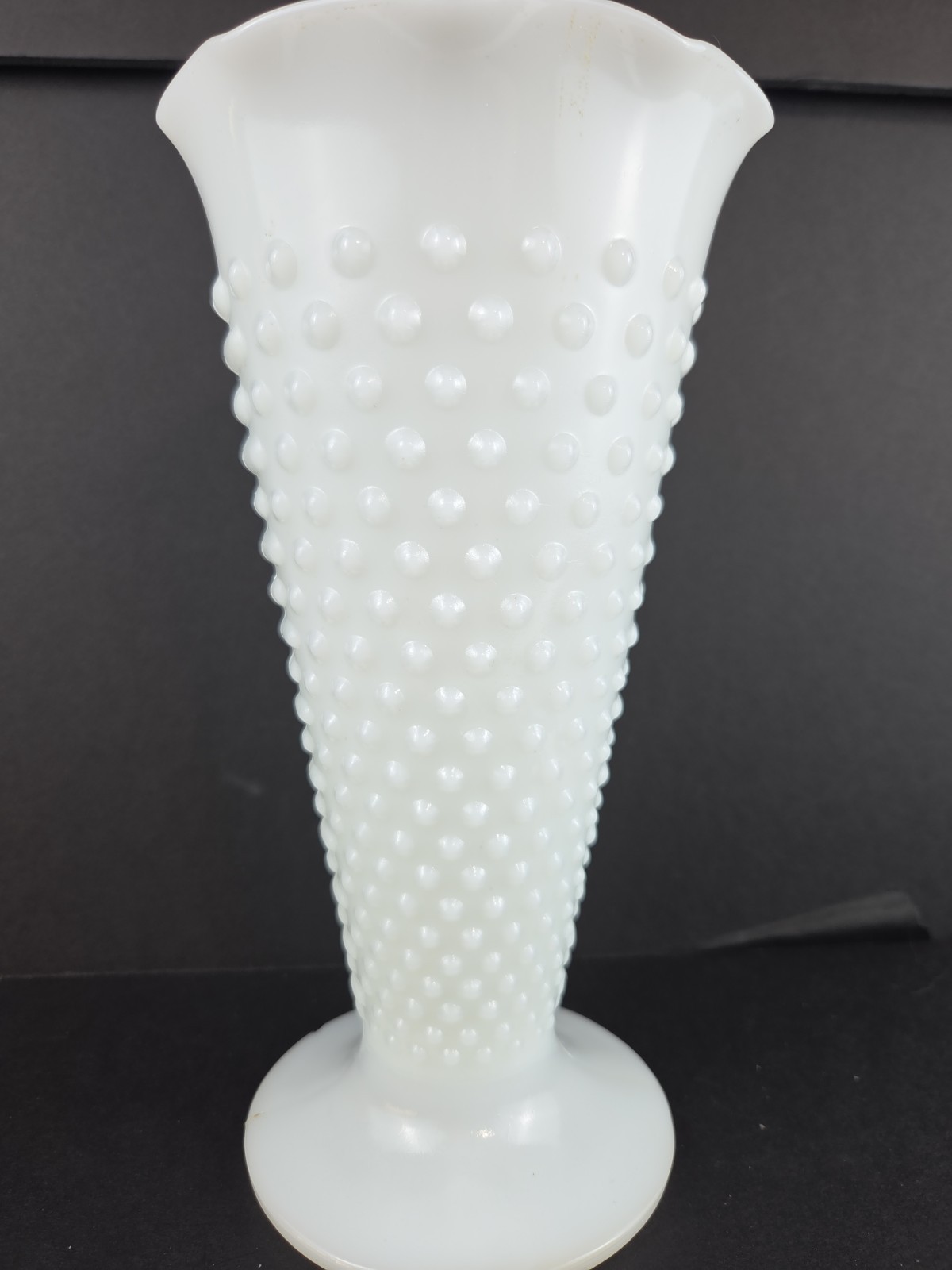 Vintage Anchor Hocking Milk Glass Trumpet Vase Hobnail And Bars White Vintage Anchor Hocking Milk Glass Trumpet Vase Hobnail And Bars White