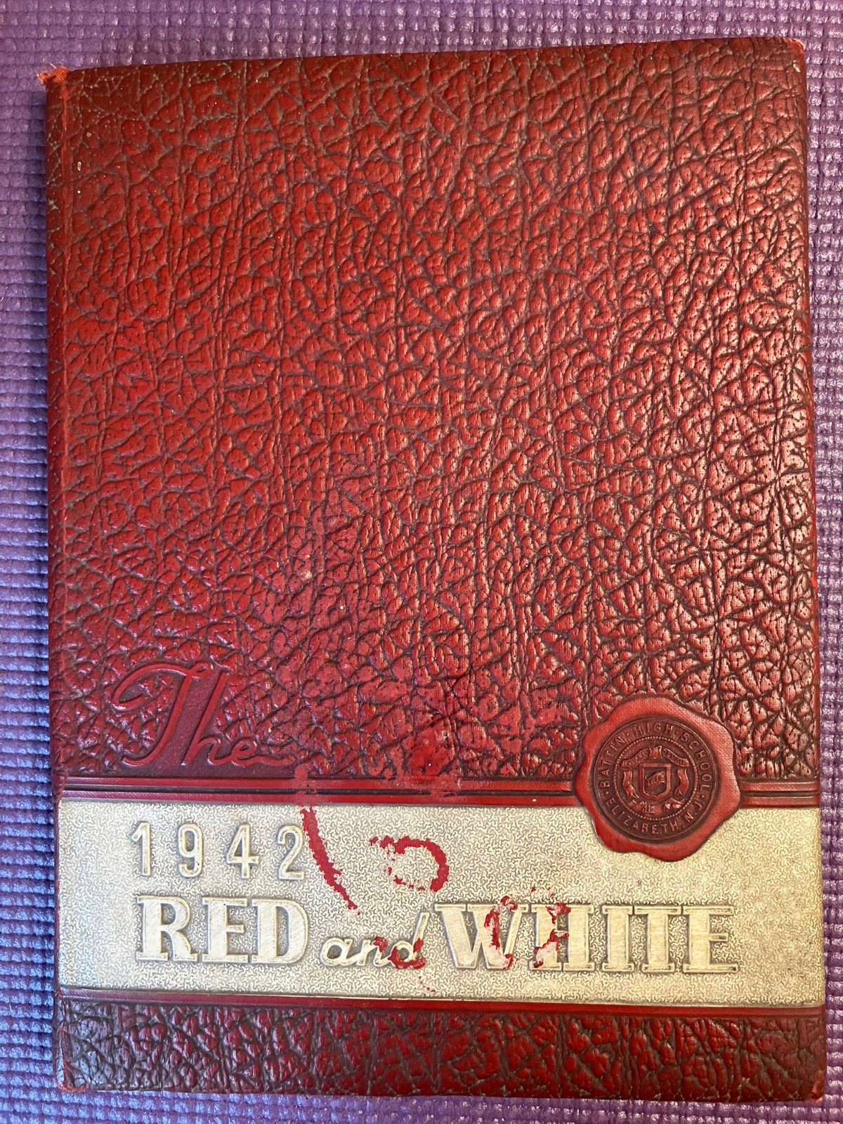Battin High School Yearbook 1942 Red & White. Elizabeth, NJ. NO INK MARKS INSIDE