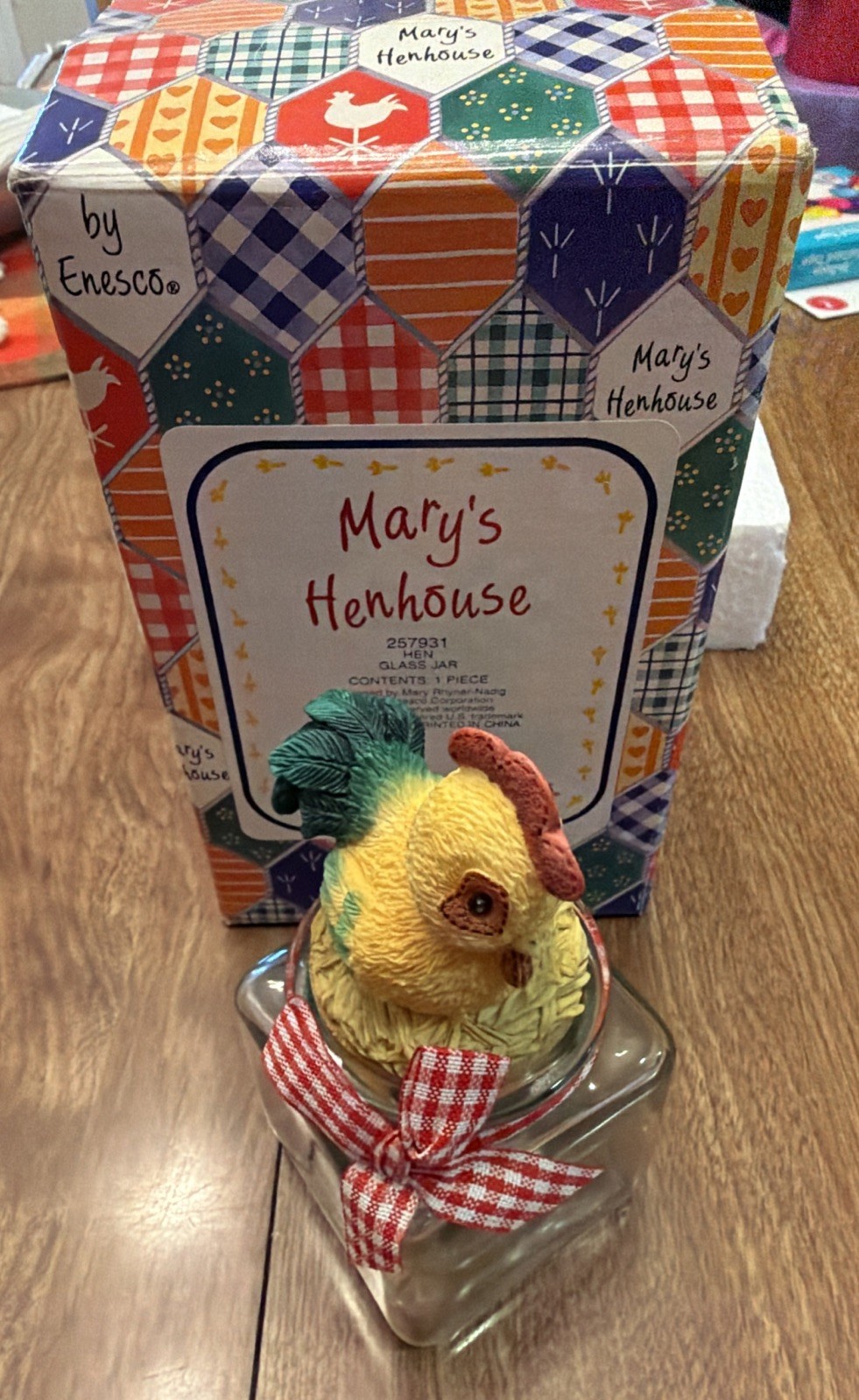 Vintage Enesco Mary’s Henhouse 257931  Hen Glass Door Cork