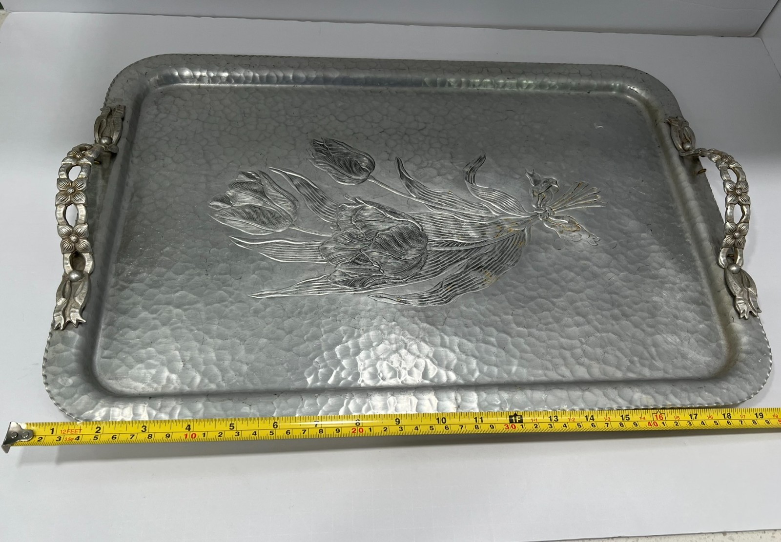 Vintage Rodney Kent 423 Hand Wrought Aluminum Tray
