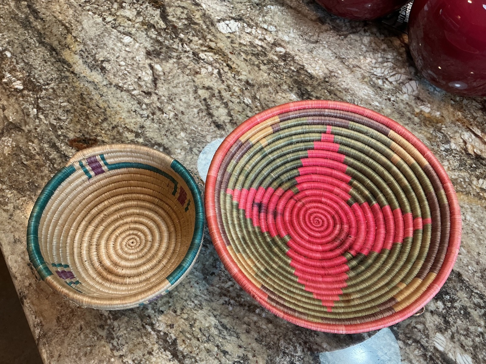2 Hand Woven Coil BASKET Natural Raffia Grass Wicker Bowl Plate Boho EUC
