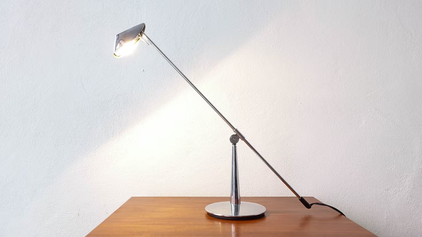 Vintage Jorge Pensi B. Lux Table Lamp model Taps, 1980's Vintage Jorge Pensi B. Lux Table Lamp model Taps, 1980's