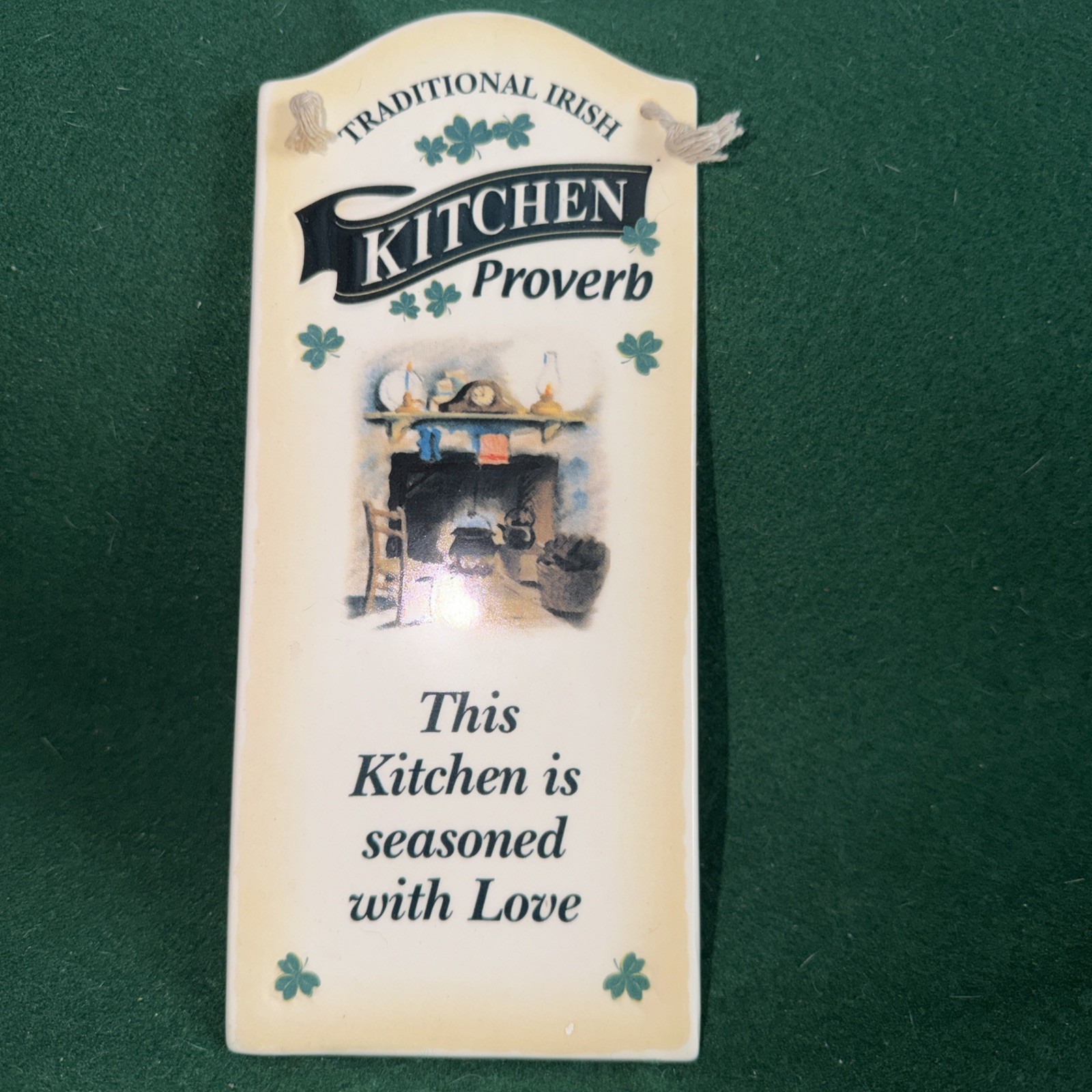 Irish Kitchen Proverb Plaque”THIS KITCHEN IS SEASONED WITH LOVE”￼ gorgeous Vtg