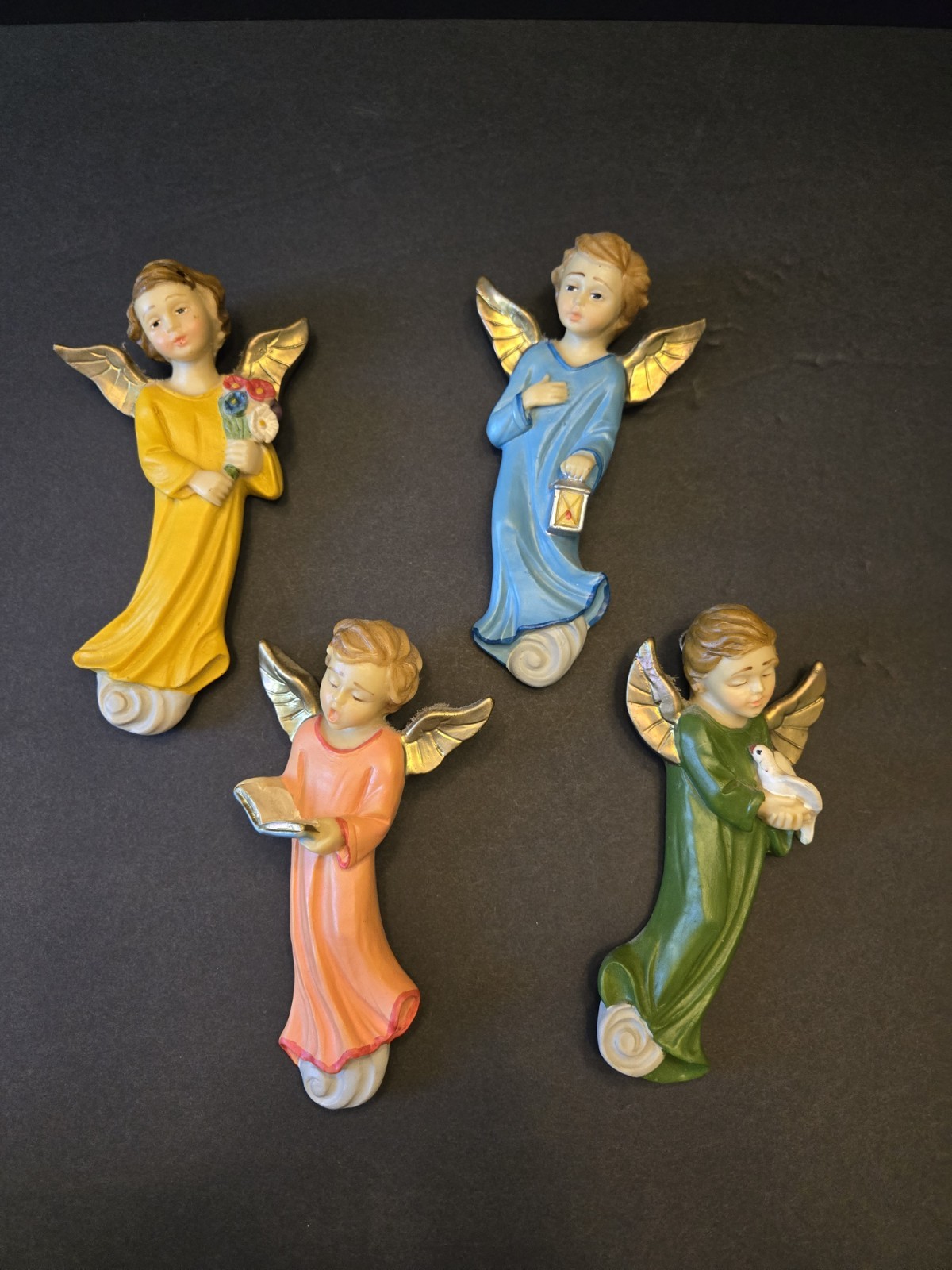 Vintage Italian Choir Angels Wall Hanging Plaques Set of 4 Resin Cherubs 6\