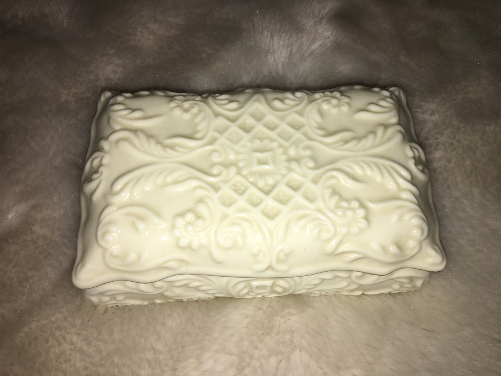 Vintage Formalities by Baum Brothers Trinket Dish Gold Accents Jewelry Box