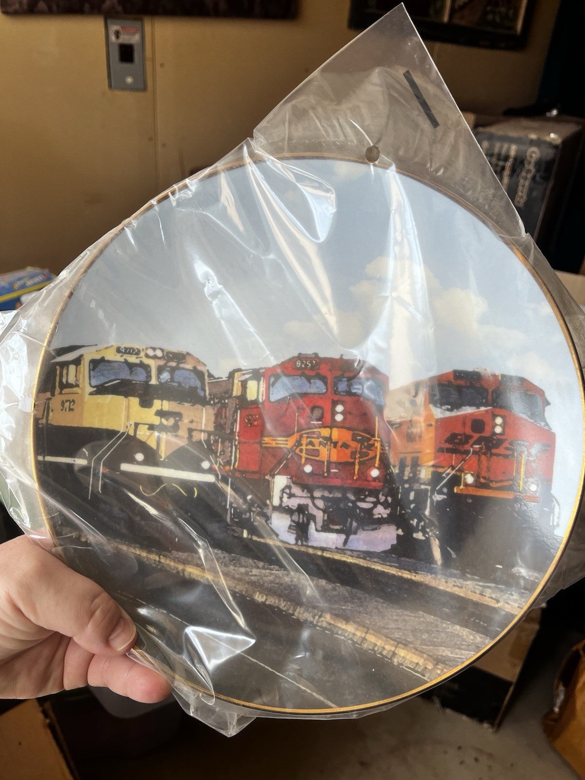 BNSF Railway Limited Edition Porcelain Plate 25th Anniversary 1995-2020