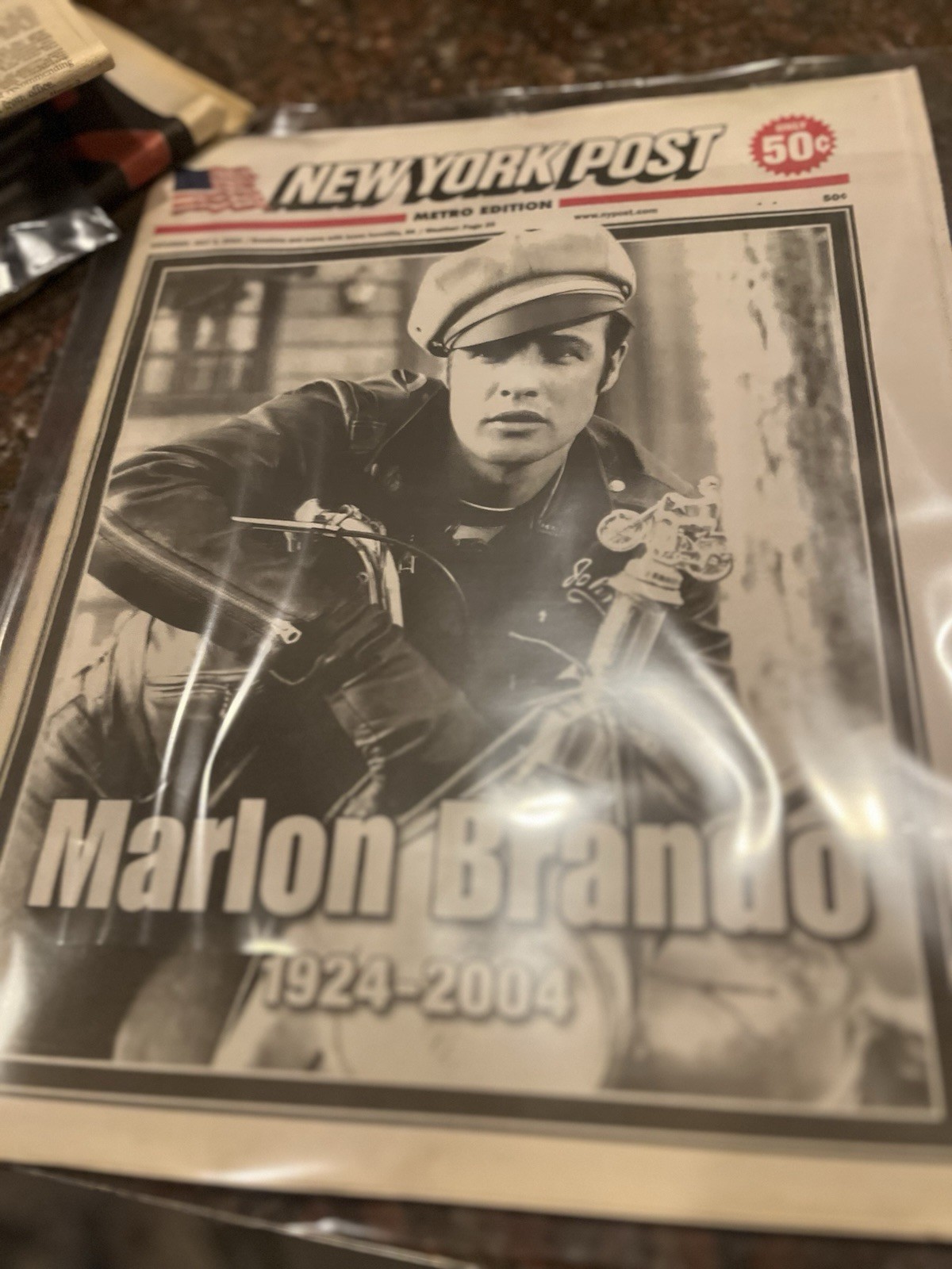  Marlon Brando passing New York Post 2004 great condition full paper 