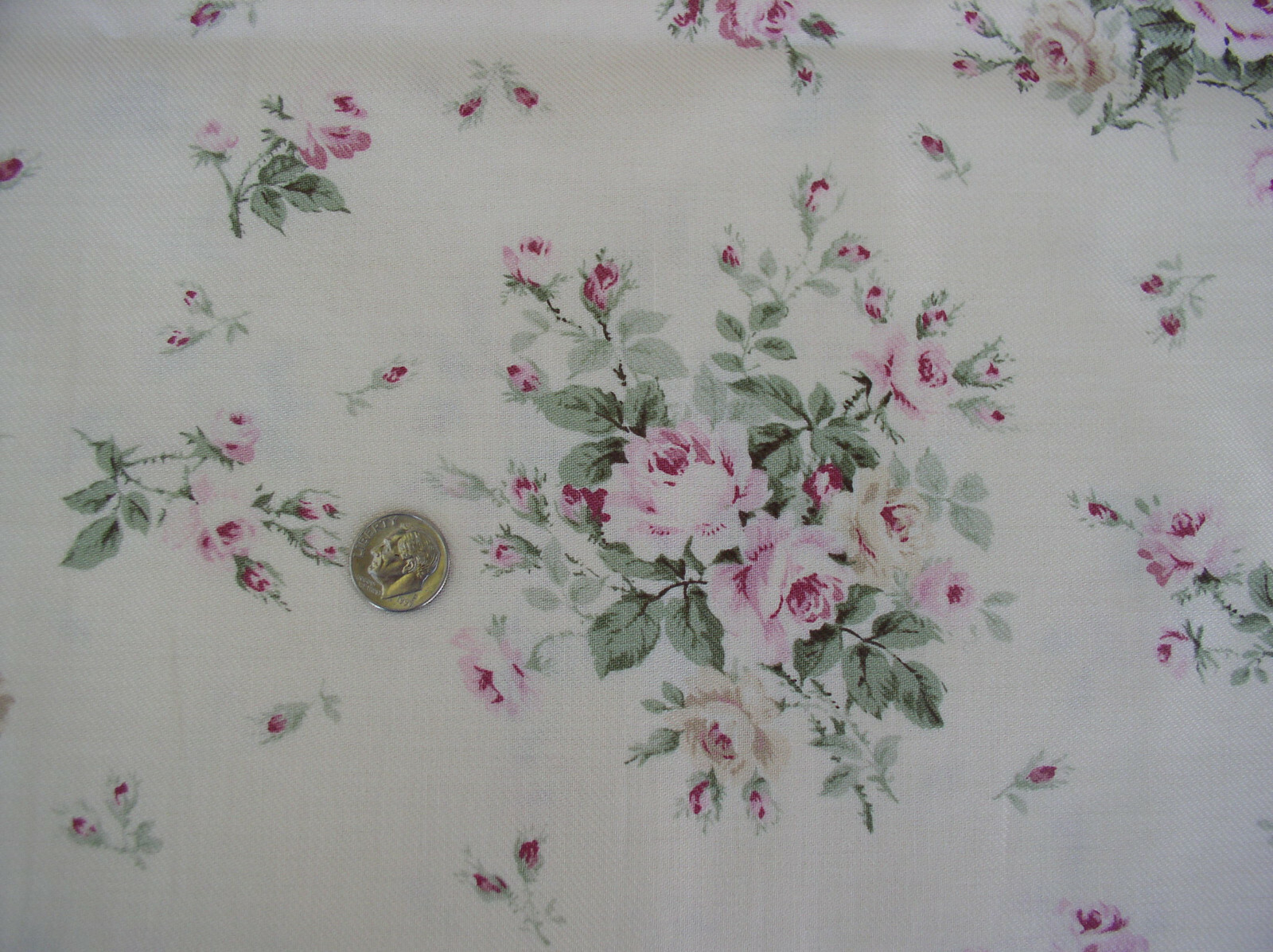 Yuwa Gorgeous Raspberry Pink Roses on Ecru Cotton Twill Fabric BTY Yuwa Gorgeous Raspberry Pink Roses on Ecru Cotton Twill Fabric BTY