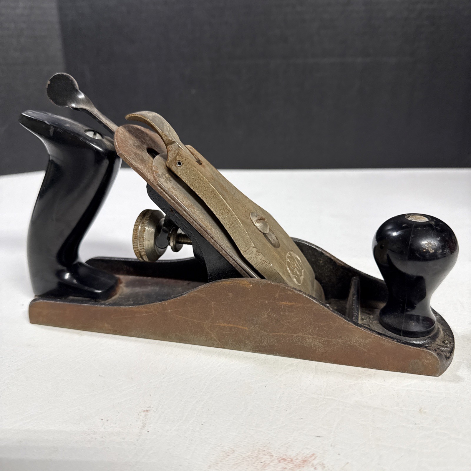 VINTAGE SoJo No. 4 Carpenters Wood Plane Plastic Handles Beautiful Antique USA