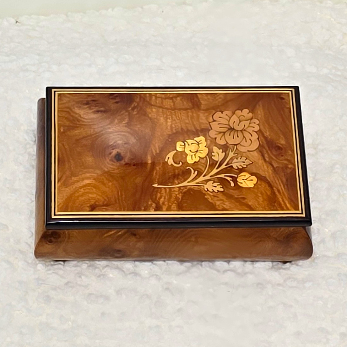 Vintage Italian Burl Wood Jewelry Box, Sorrento Wood Inlay, Floral Marquetry box Vintage Italian Burl Wood Jewelry Box, Sorrento Wood Inlay, Floral Marquetry box