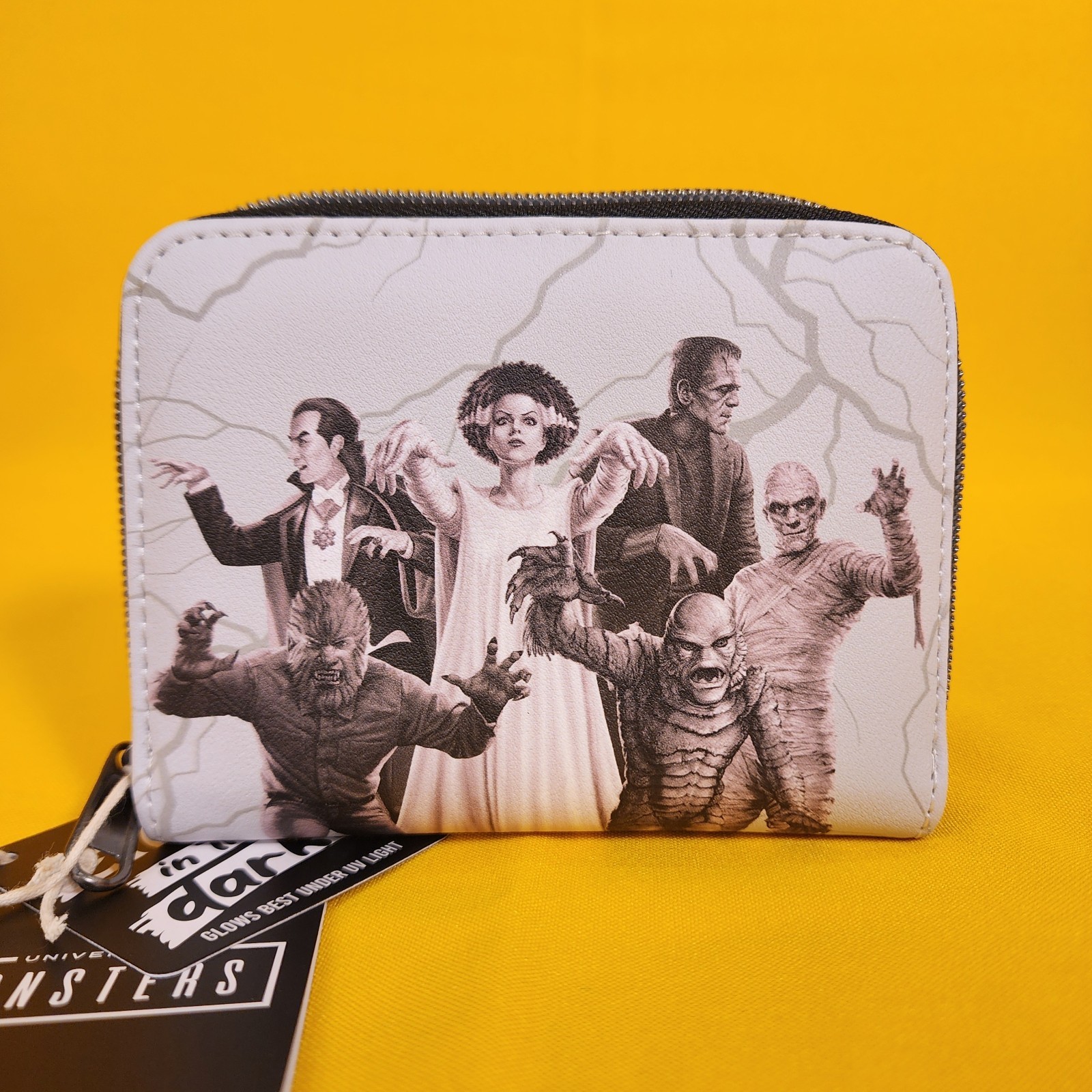 Loungefly Universal Monsters Glow-In-The-Dark Zip Around Wallet Halloween NEW Loungefly Universal Monsters Glow-In-The-Dark Zip Around Wallet Halloween NEW