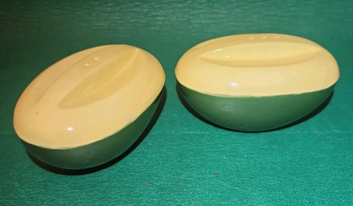 Vintage MCM Avocado Salt and Pepper Shakers, Ceramic Figural Shaker Set