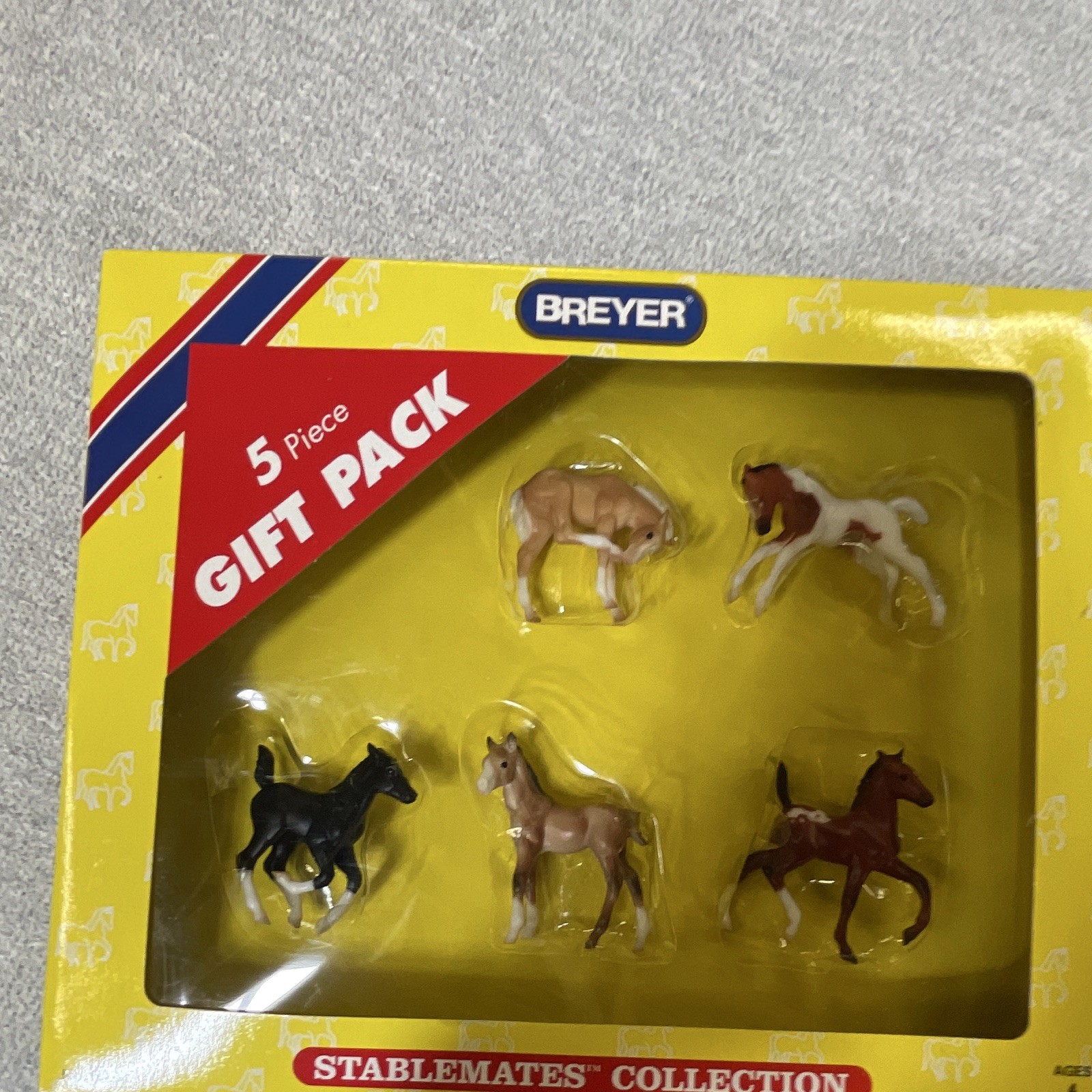 Breyer stablemates collection 5 piece gift set