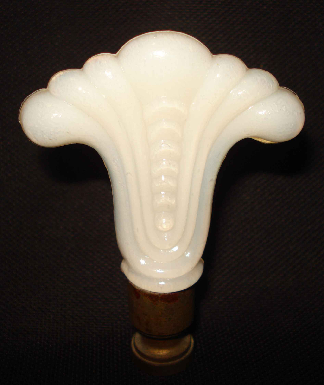 Vintage 1941 Aladdin Mantle Lamp Co Alacite Moonsheaf Finial Replacement Part