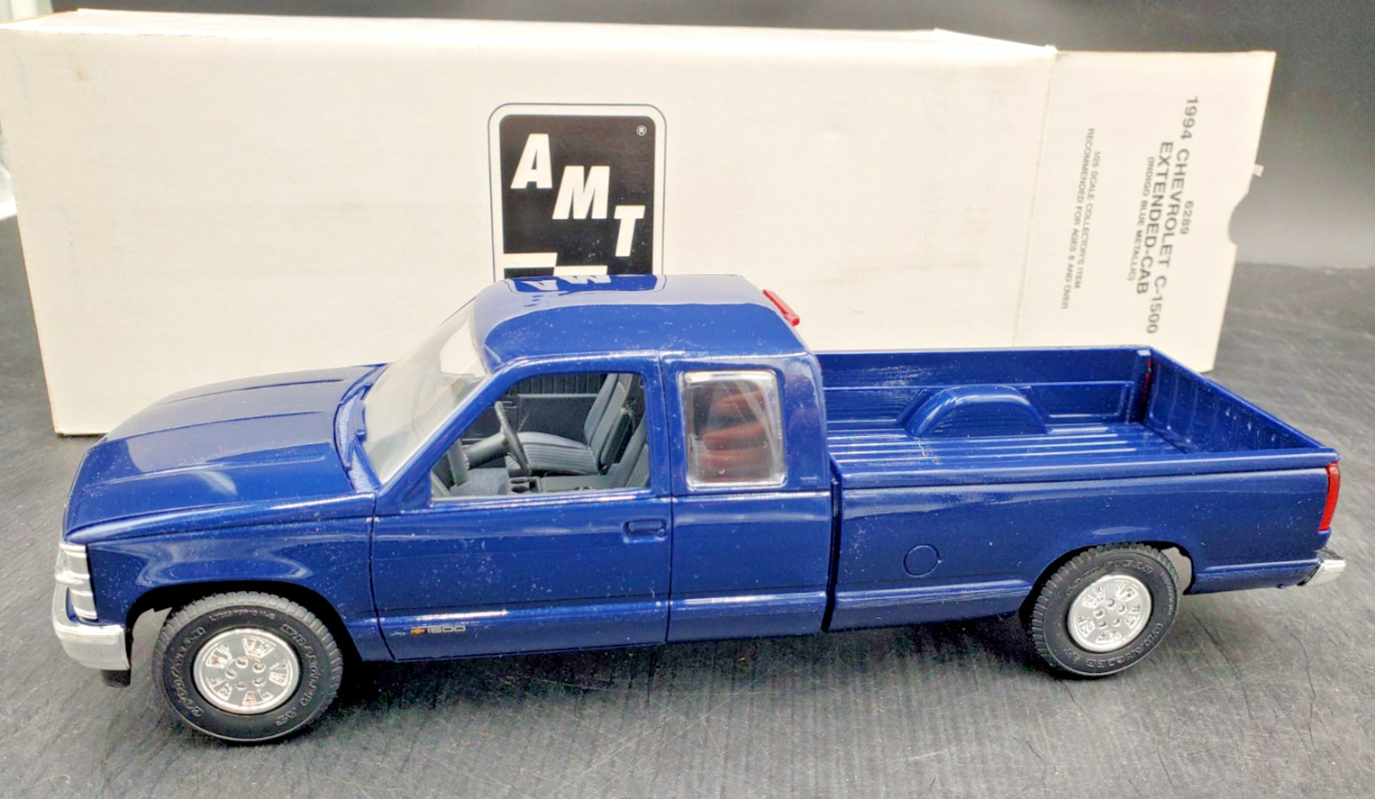🚦😎🔥AMT/Ertl #6289 1994 Chevrolet C-1500 Extended-Cab 1/25 Promo Plastic Car😎