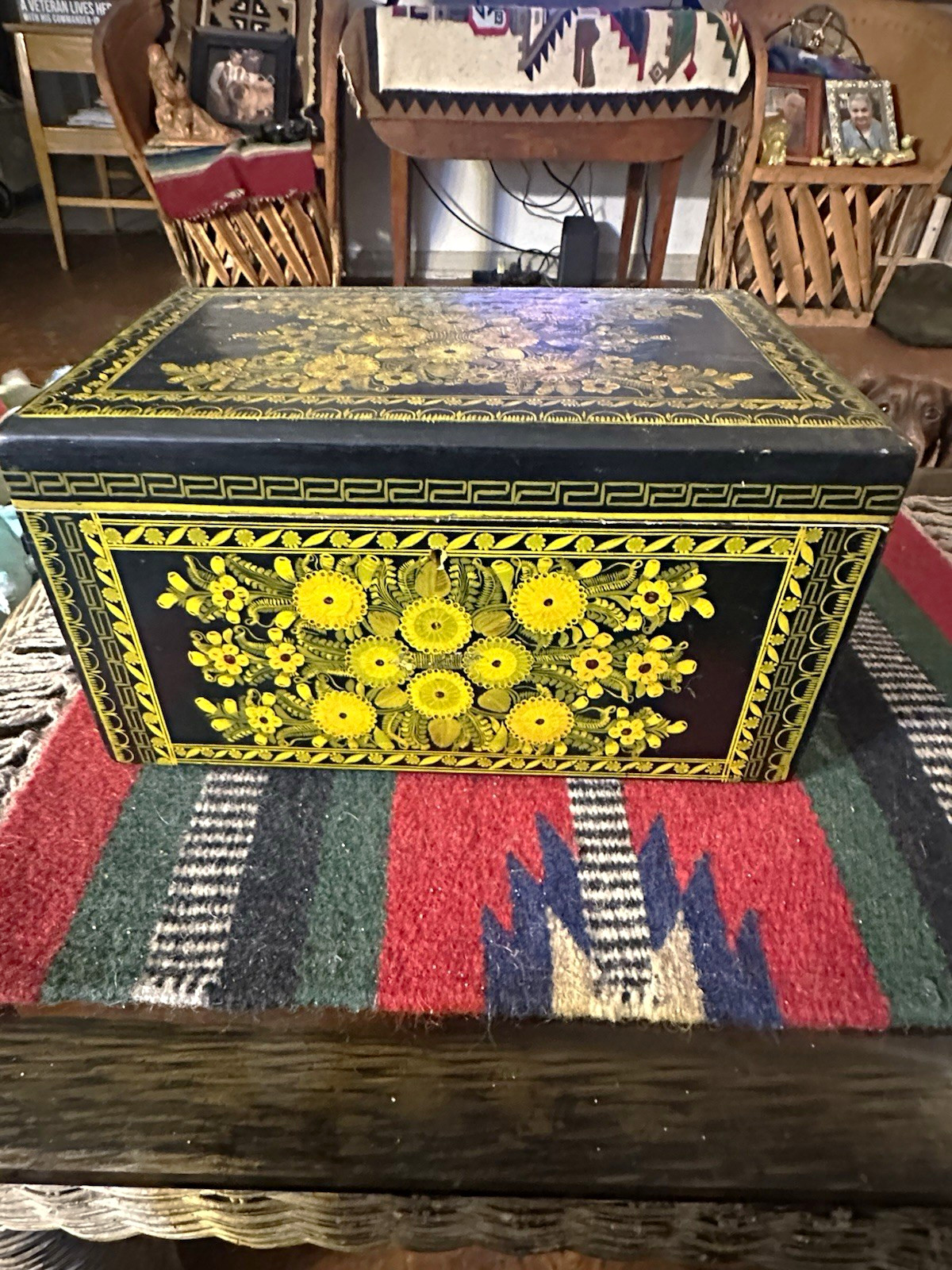 1989 Handmade Mexican Hand-Painted Floral Laqueur Box, Cabo San Lucas Mexico