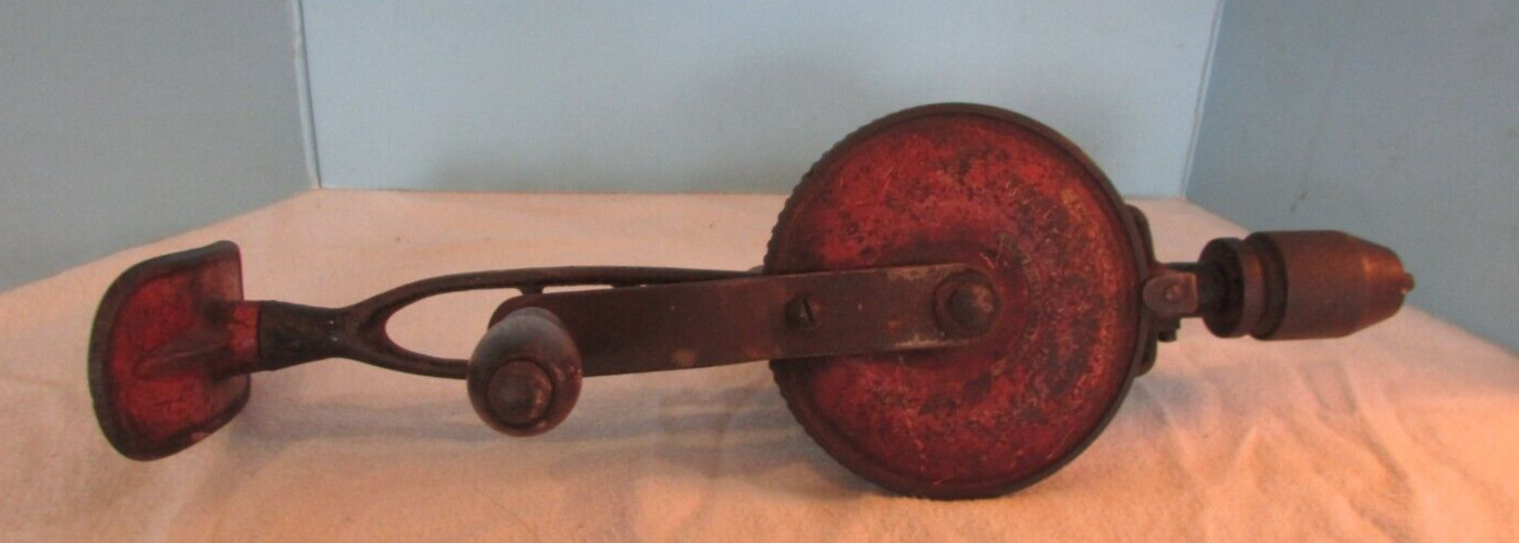 VINTAGE GOODELL PRATT HAND CRANK BREAST DRILL TOOL SMITH GREENFIELD MASS RED