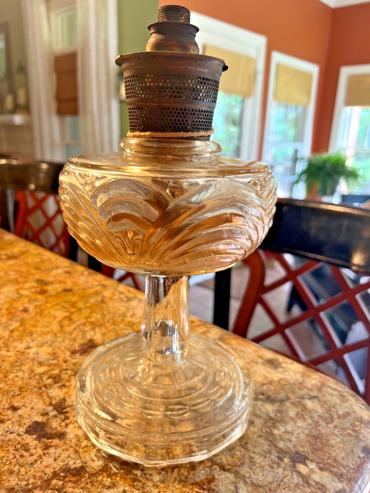 VTG Clear Washington Drape Alladin Oil Lamp 1941 - 1953