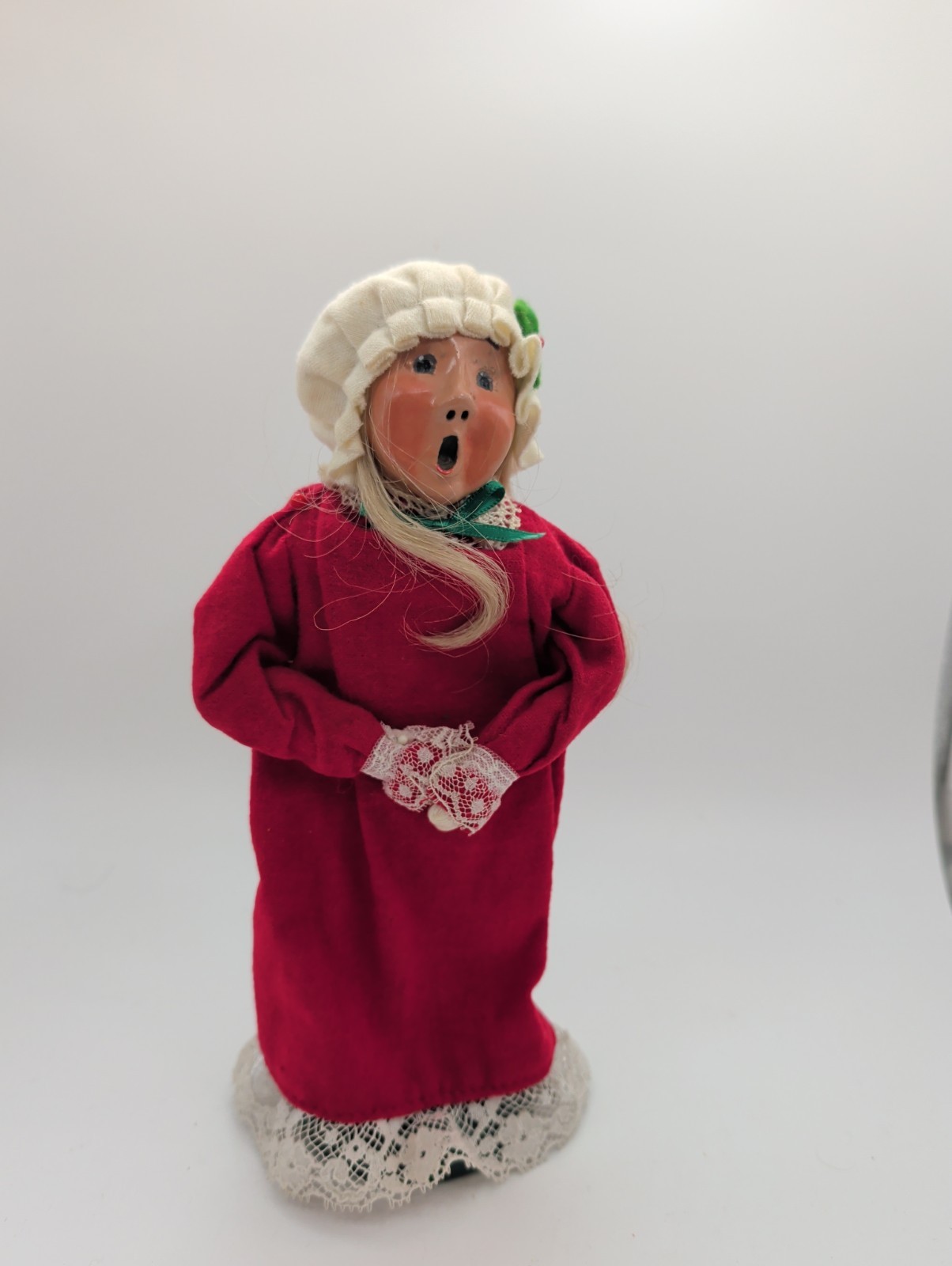 1987 Byers Choice The Carolers Lady In Red Nightie White Bonnet 10