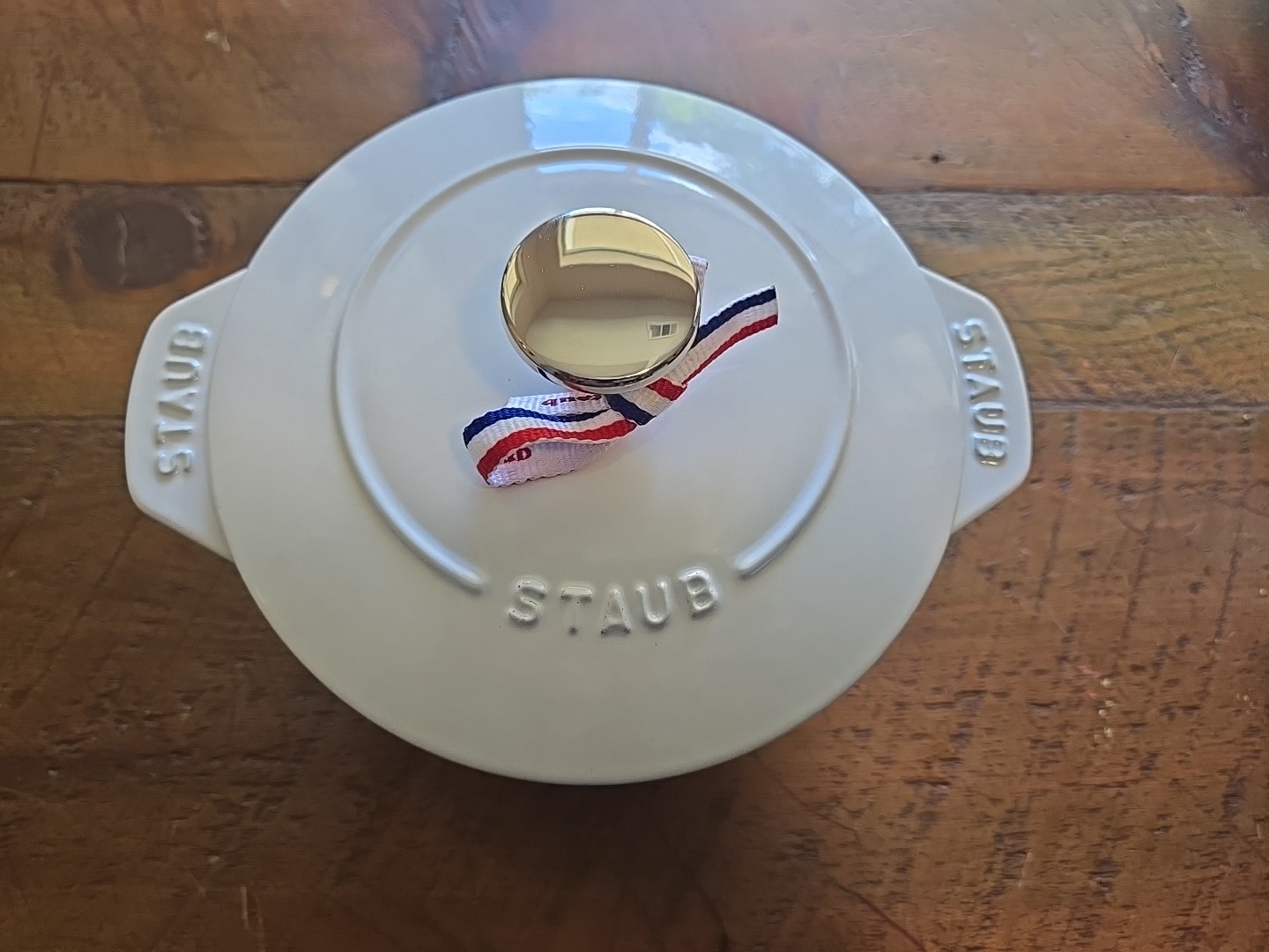Staub White Cast Iron Cocotte Chistera Drop Structure 16cm 1.74L Made in France